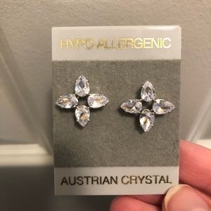 3 for $15 🌸 Sunburst Crystal Austrian Crystal star hypoallergenic earrings